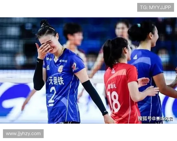 冬奥赛场泪洒拥抱瞬间感动人心